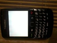 Nguyên nhân Blackberry 9780 bị trắng màn hình gây bức xúc